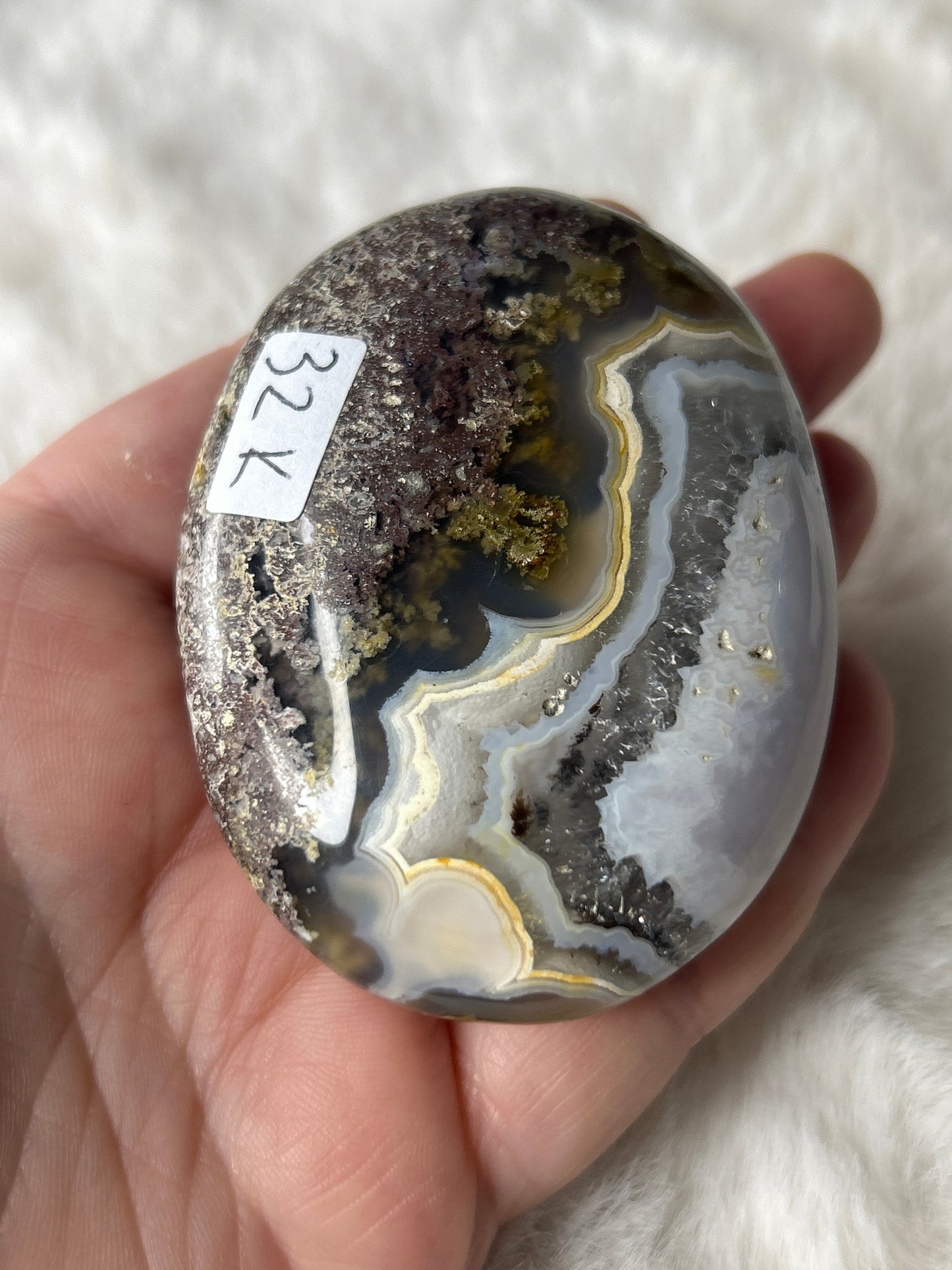 Scenic Moss Agate Palm