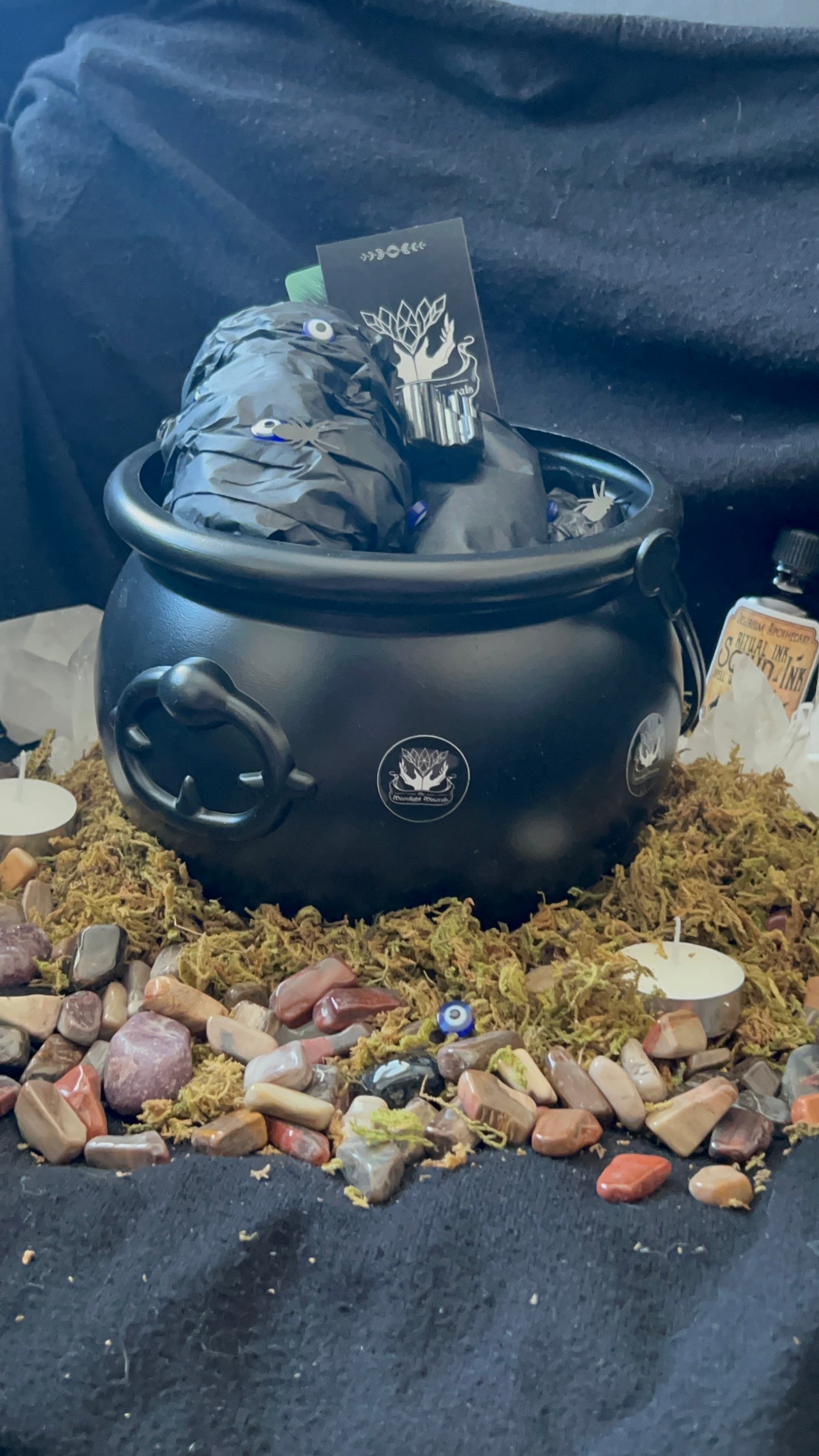 Witches Mystery Cauldron