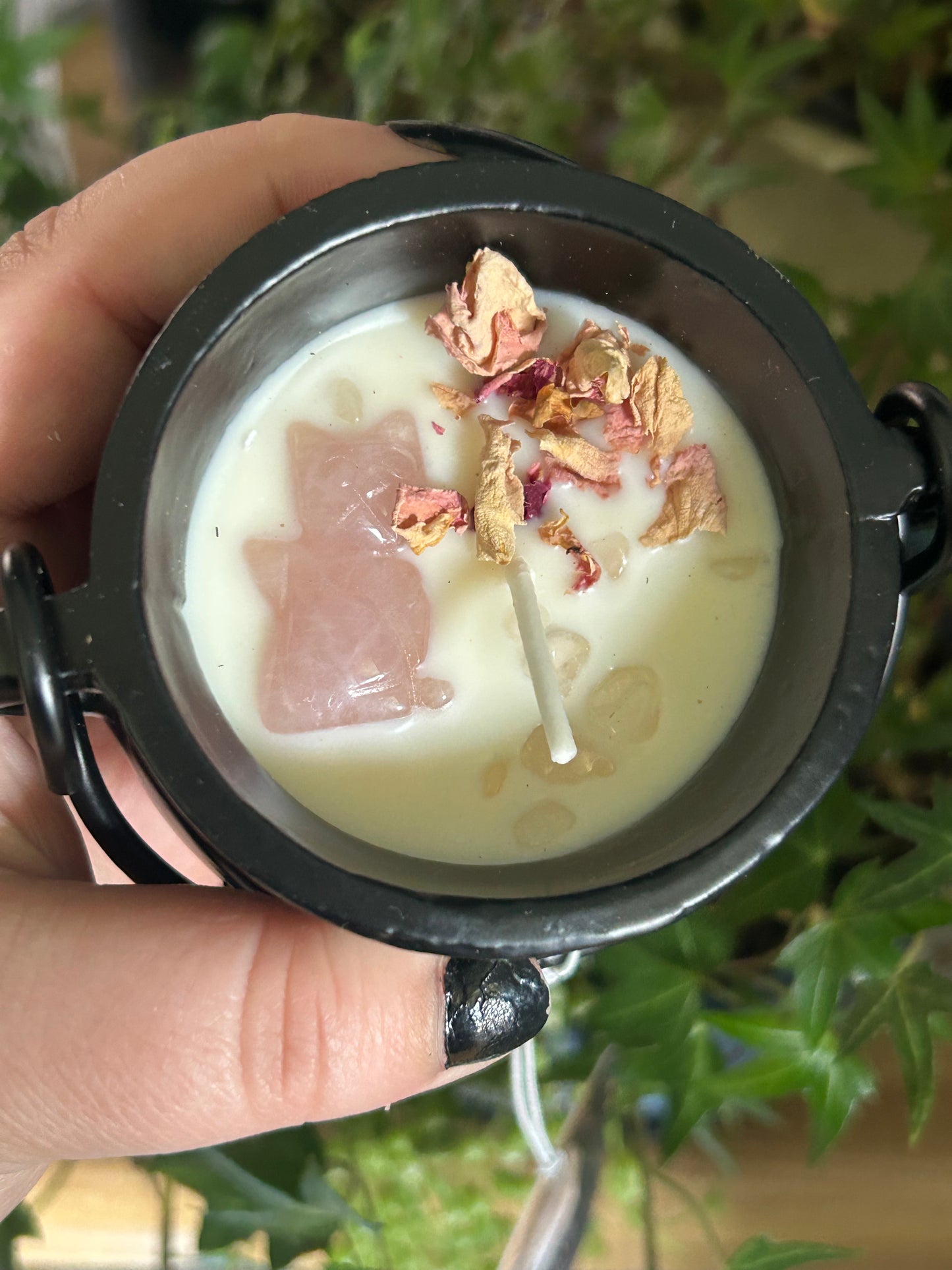 Cauldron Candle- Love/Rose Quartz