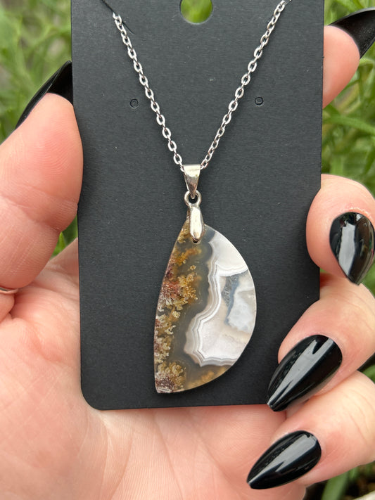 Indonesian Scenic Moss Agate Necklace