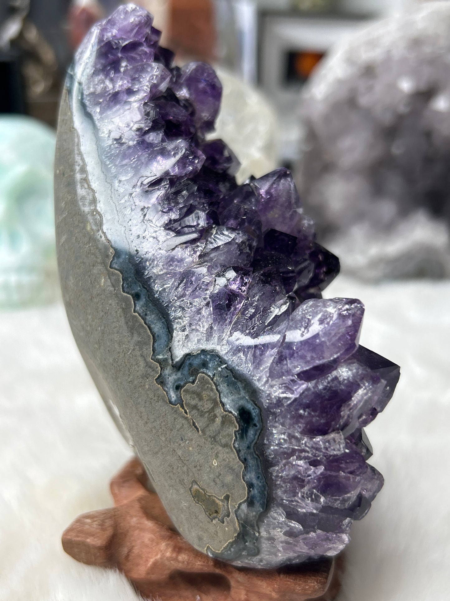 Amethyst Cut Base