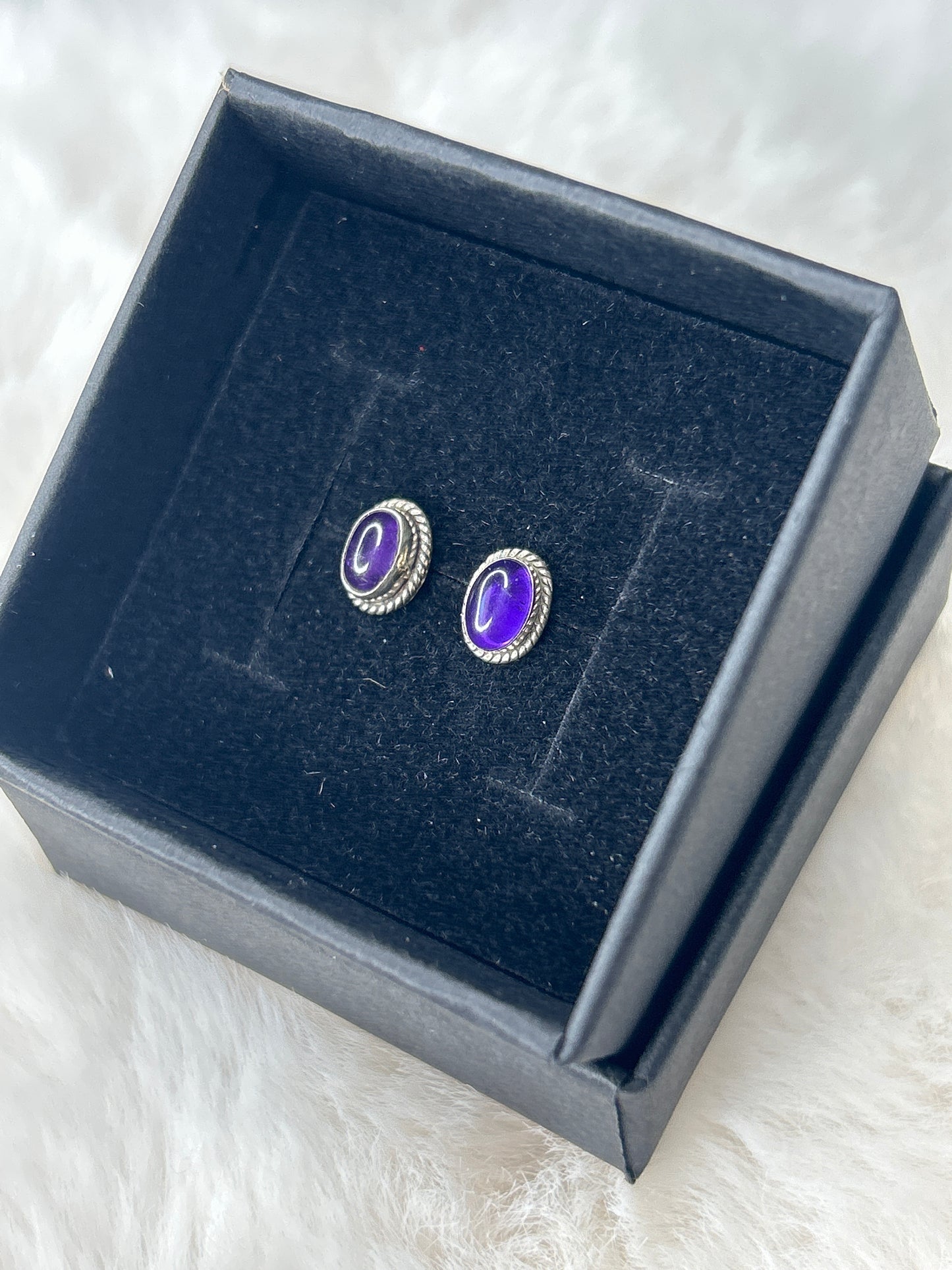 925 Sterling Silver Oval Amethyst Studs