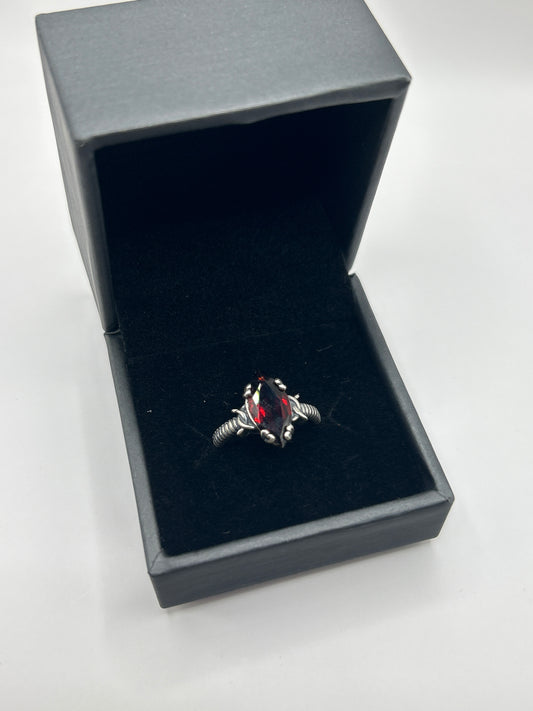 925 Garnet Ring