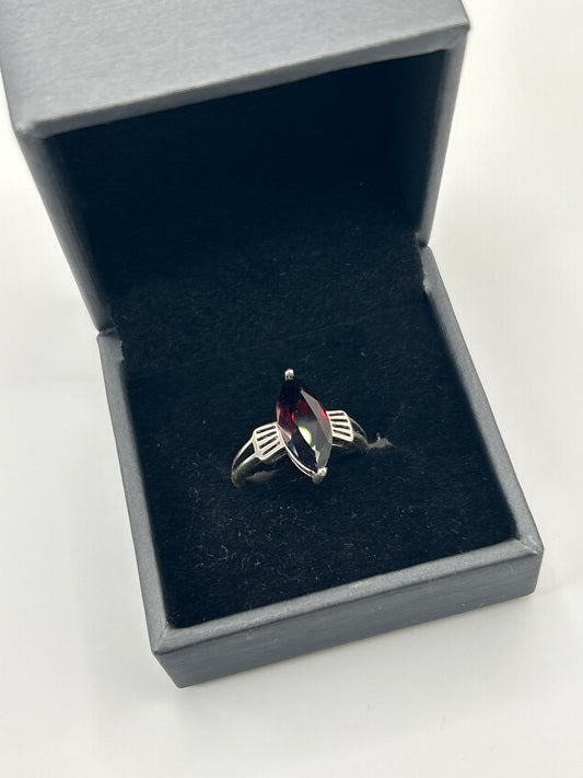 925 Garnet Ring