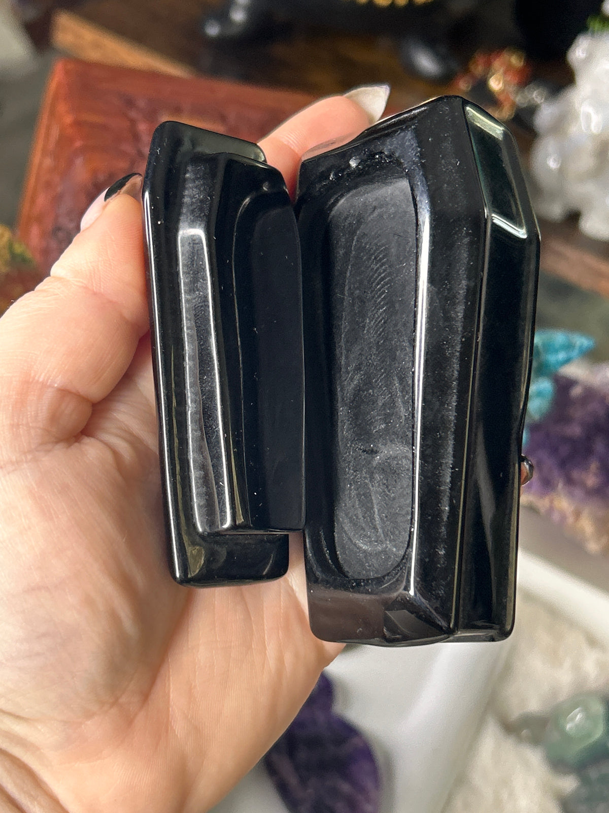 Obsidian Coffin with Opening Lid