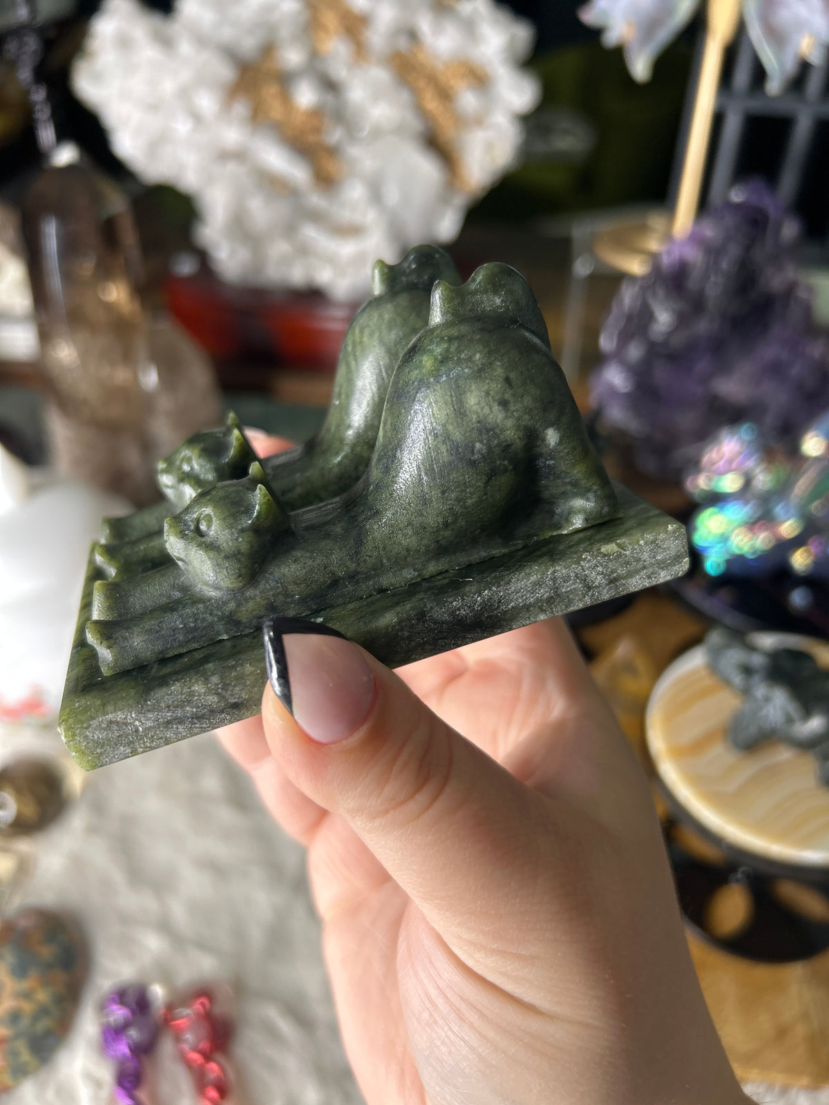 Jade Cat Phone Stand