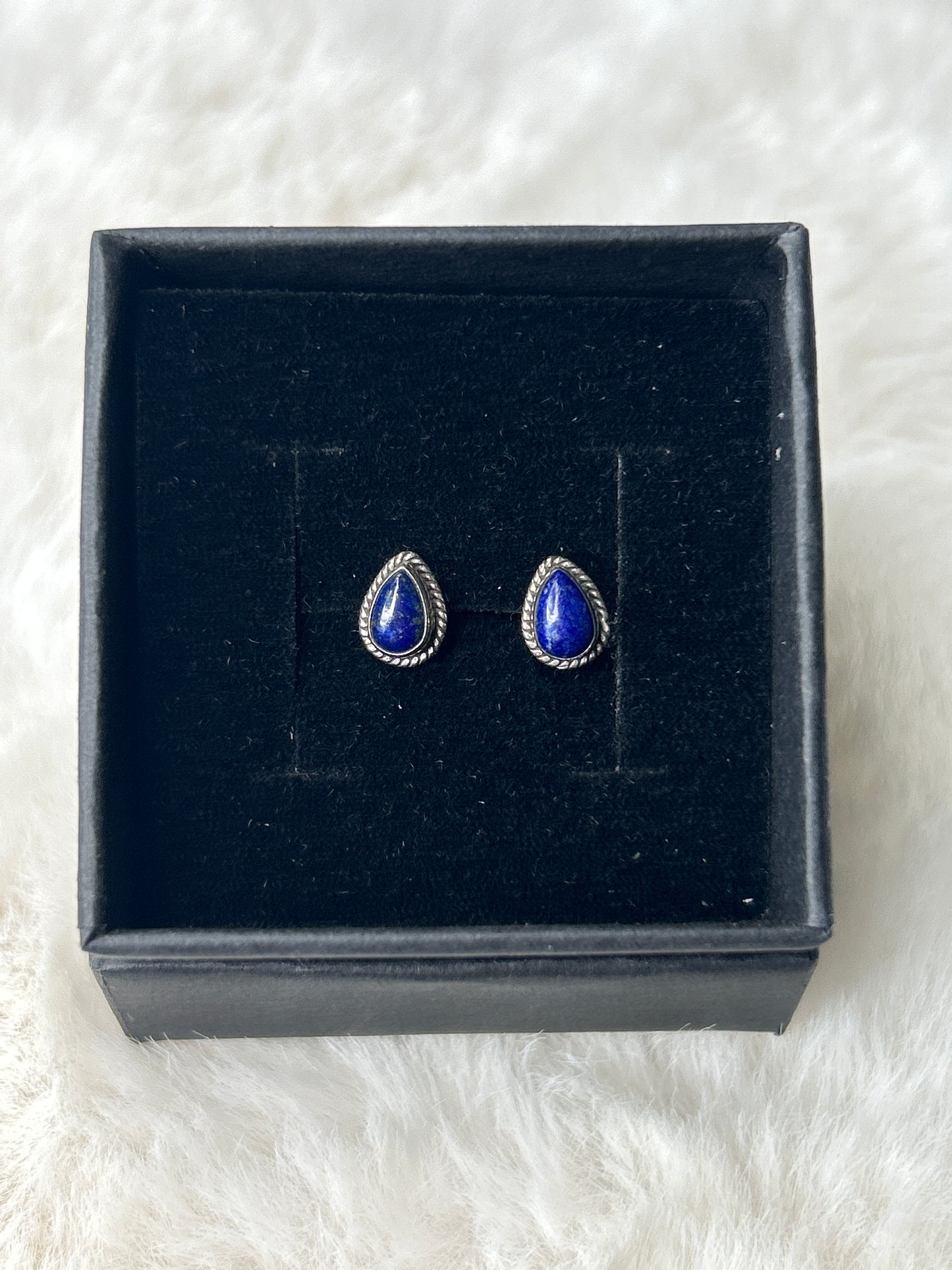 925 Sterling Silver Lapis Lazuli Teardrop Studs