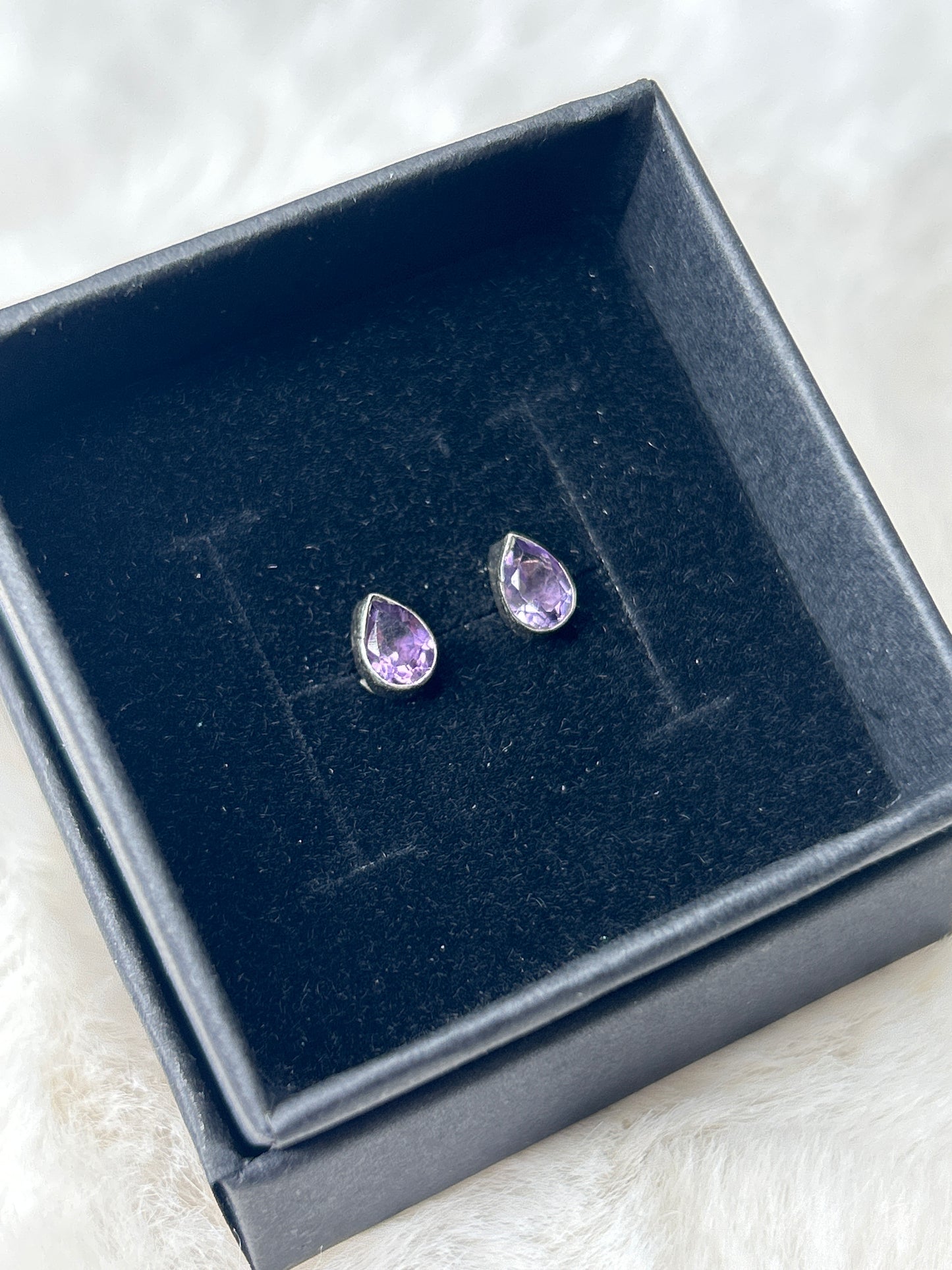 925 Sterling Silver Faceted Amethyst Teardrop Studs