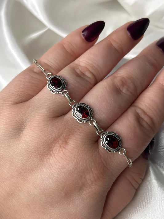 925 Sterling Silver Garnet Bracelet