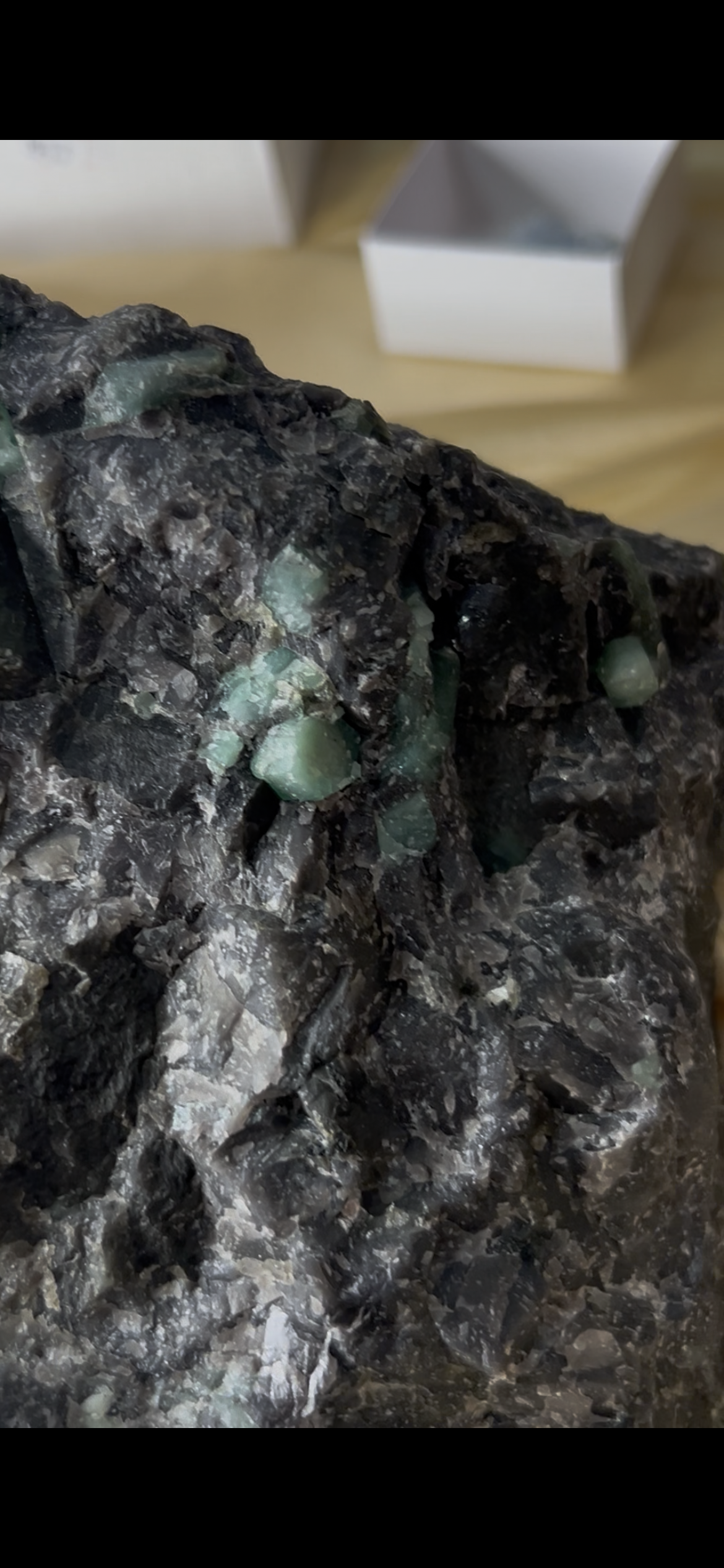 Emerald in Matrix