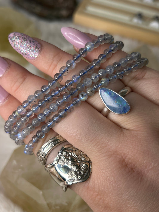 Dainty Labradorite Bracelet