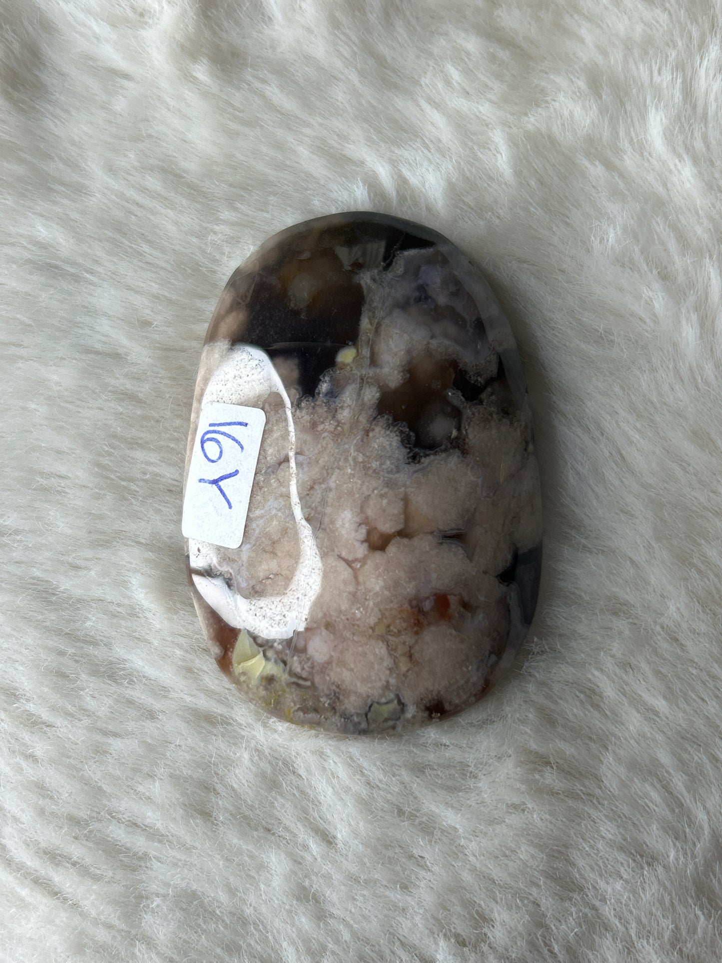 Black Flower Agate Palm Stone