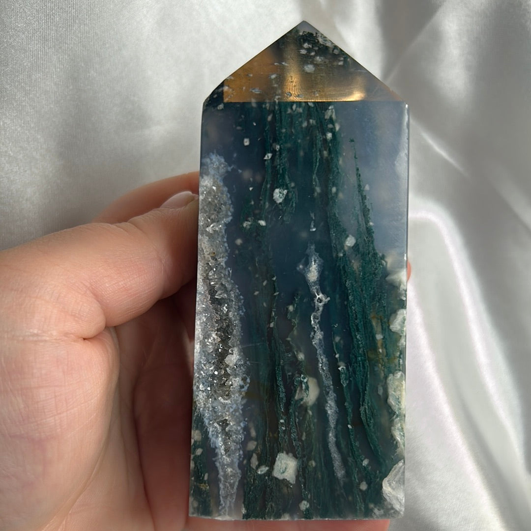 Druzy Moss Agate Tower