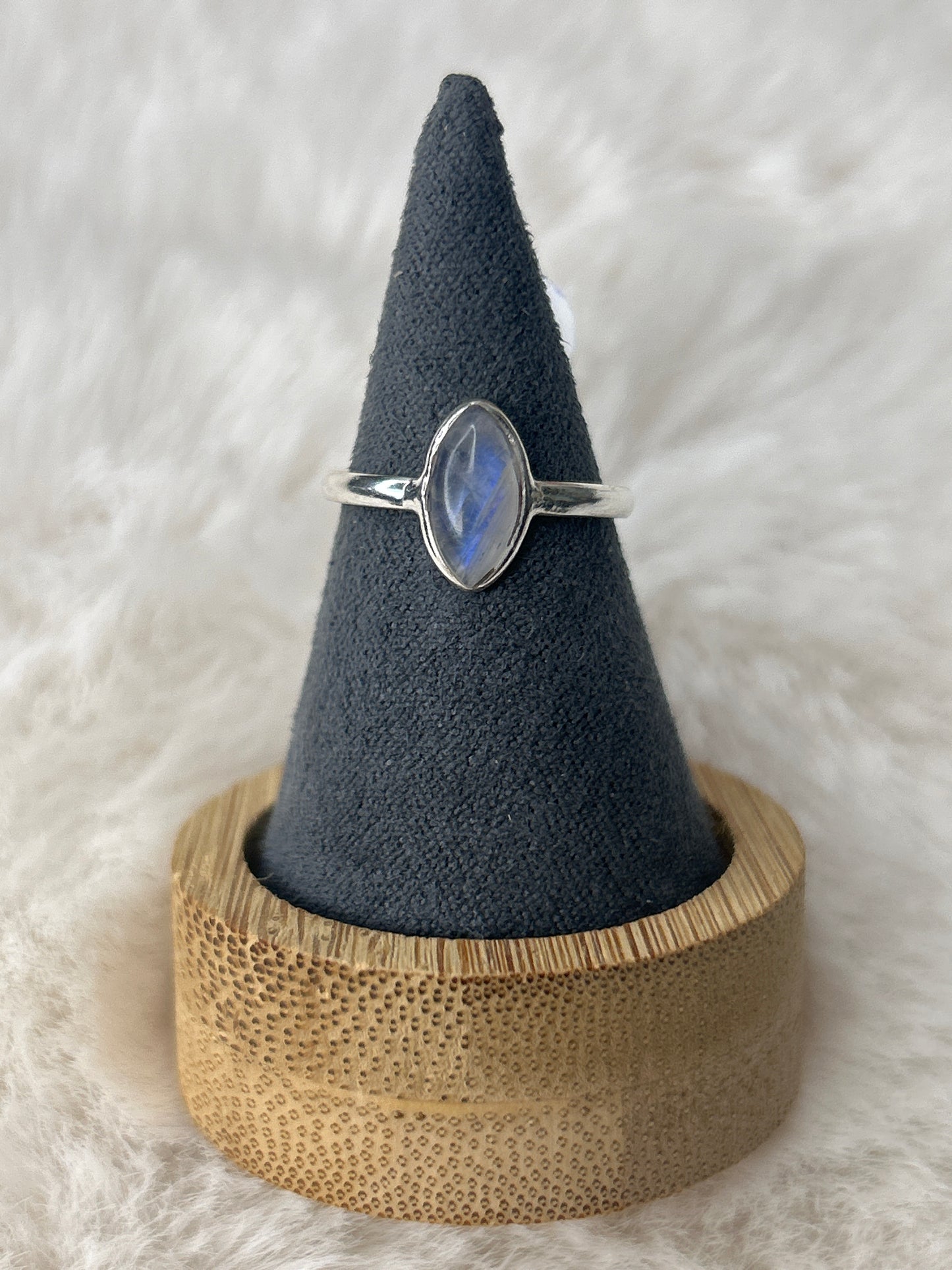 925 Sterling Silver Rainbow Moonstone Ring