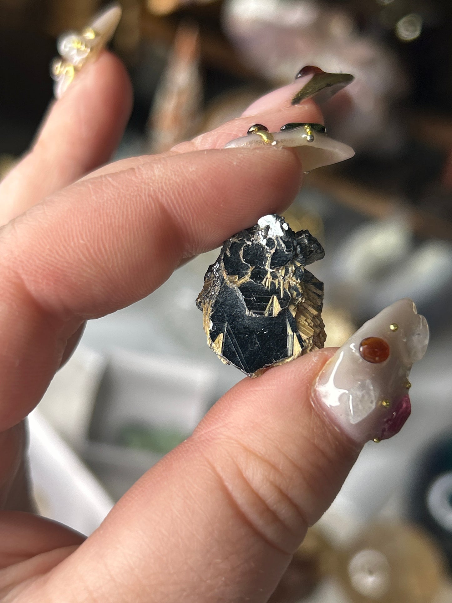 Rutile in Hematite