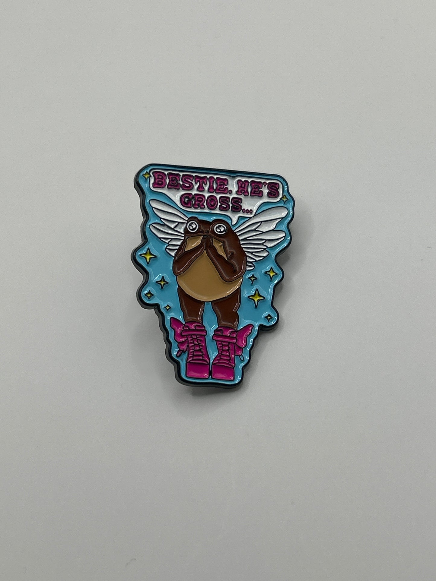 Bestie Pin