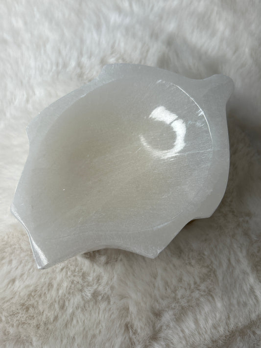 Satin Spar Leaf Bowl