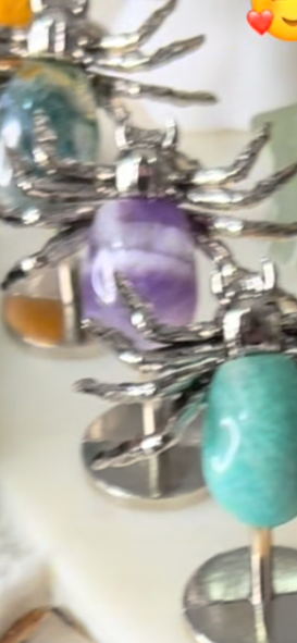 Dee