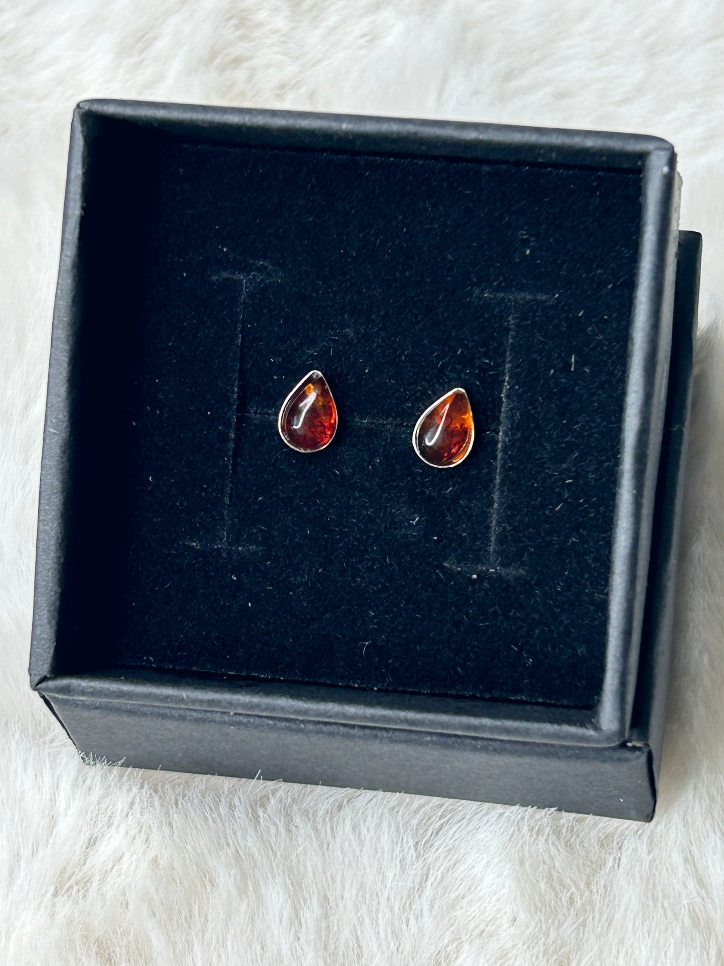 925 Sterling Silver Amber Teardrop Studs